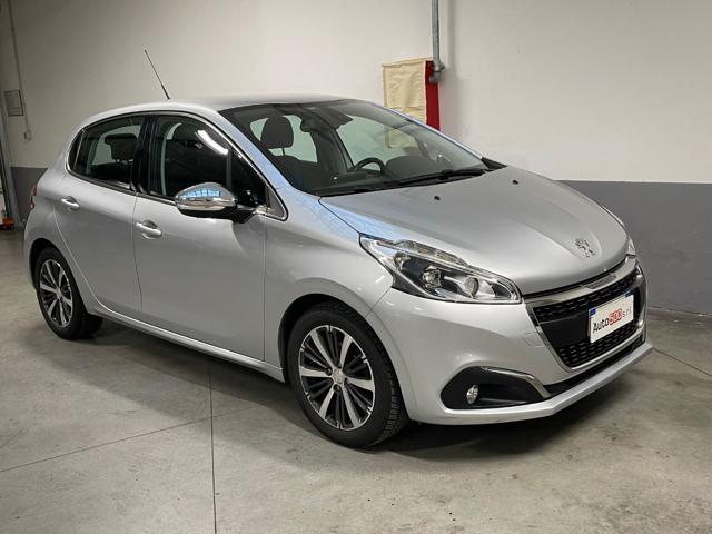 PEUGEOT 208 1° serie PureTech 82 5 porte Allure