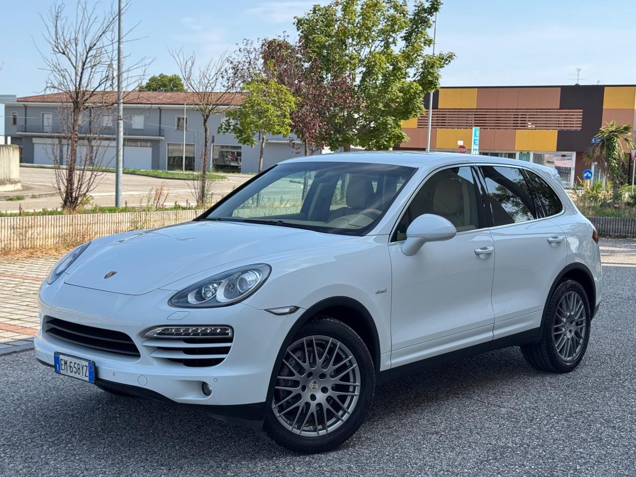 Porsche Cayenne 3.0 Diesel 245cv