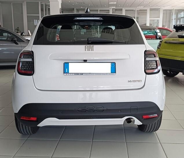 Fiat 600 Hybrid 100 CV DCT MHEV