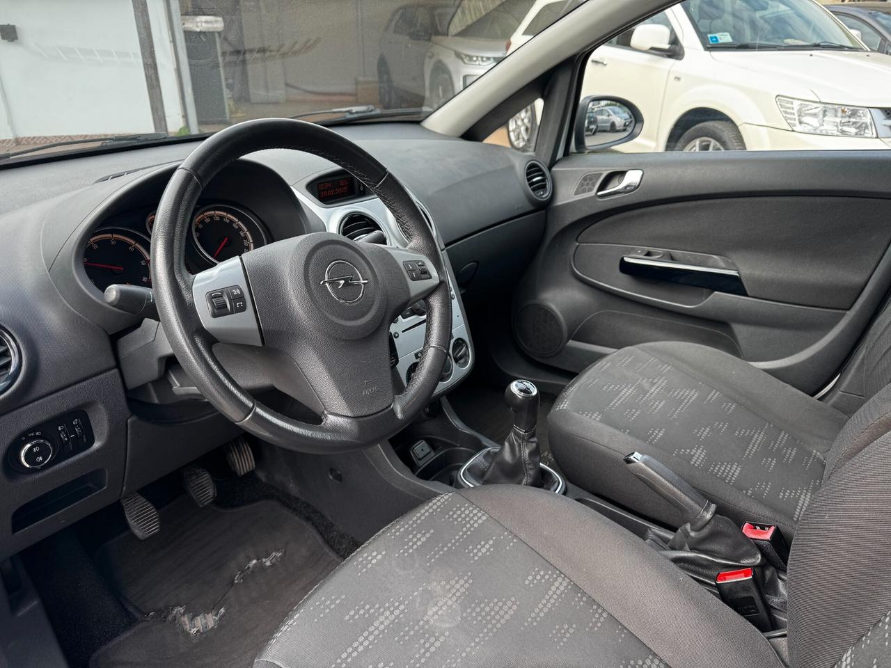 Opel Corsa 1.3 CDTI 95CV ecoFLEX - 2011