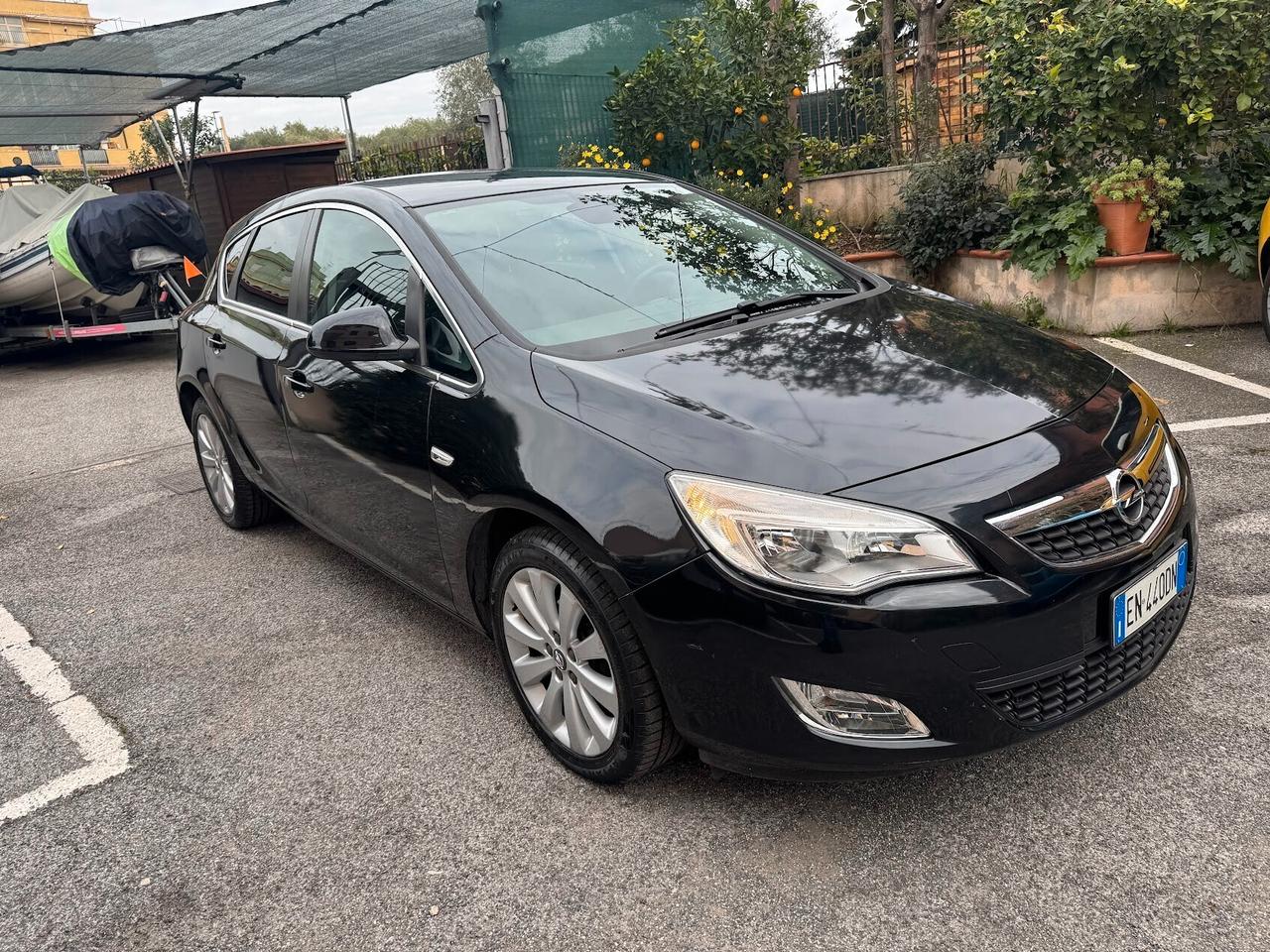 Opel Astra 1.4 140CV GPL unico proprietario