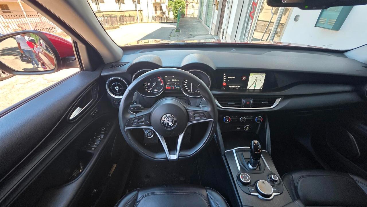 Alfa Romeo Stelvio 2.2 Turbodiesel 210 CV AT8 Q4 Executive