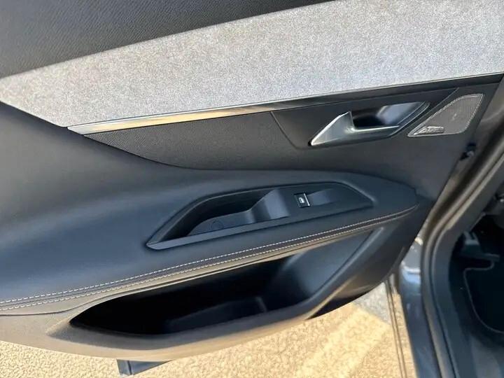 Peugeot 3008 Hybrid 225 e-EAT8 GT Pack