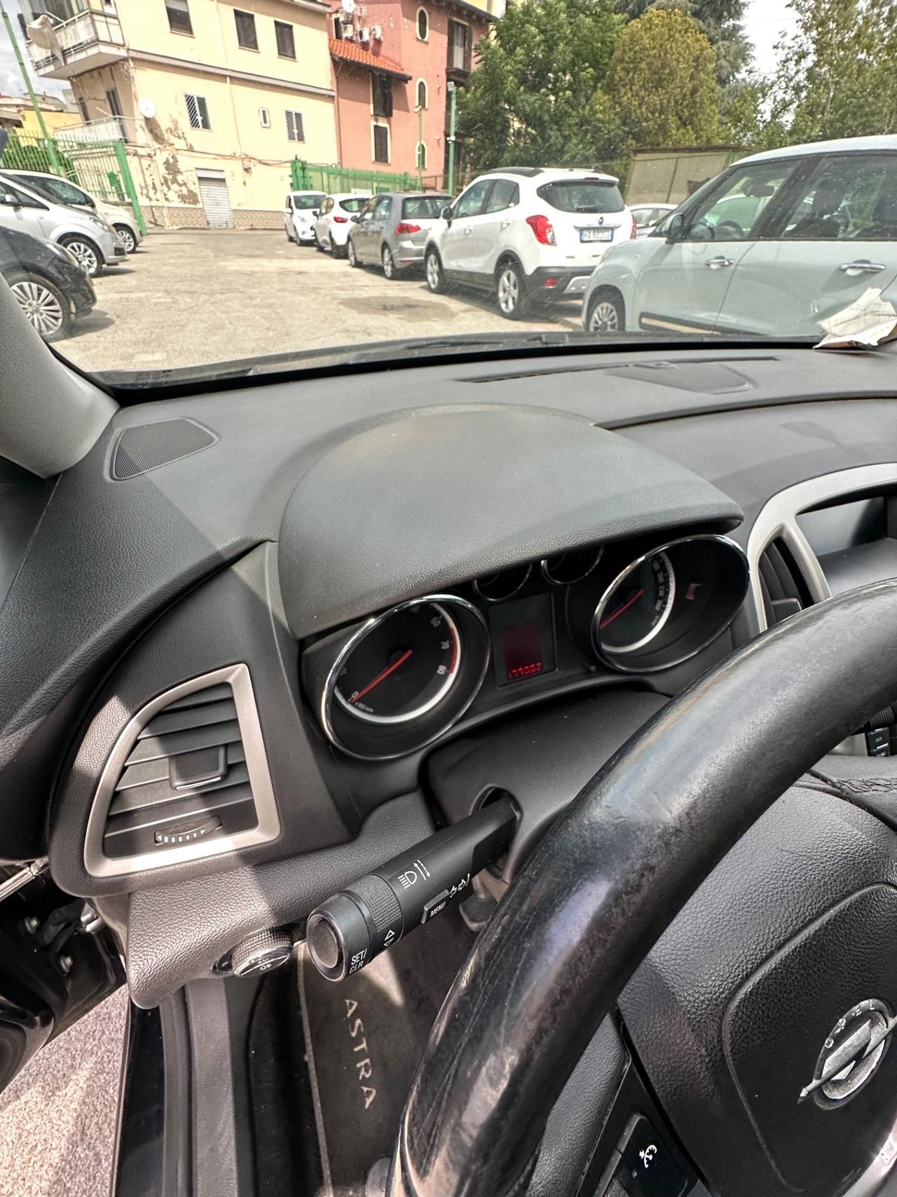 Opel Astra 1.4 Turbo 140CV 5 porte GPL Tech Cosmo