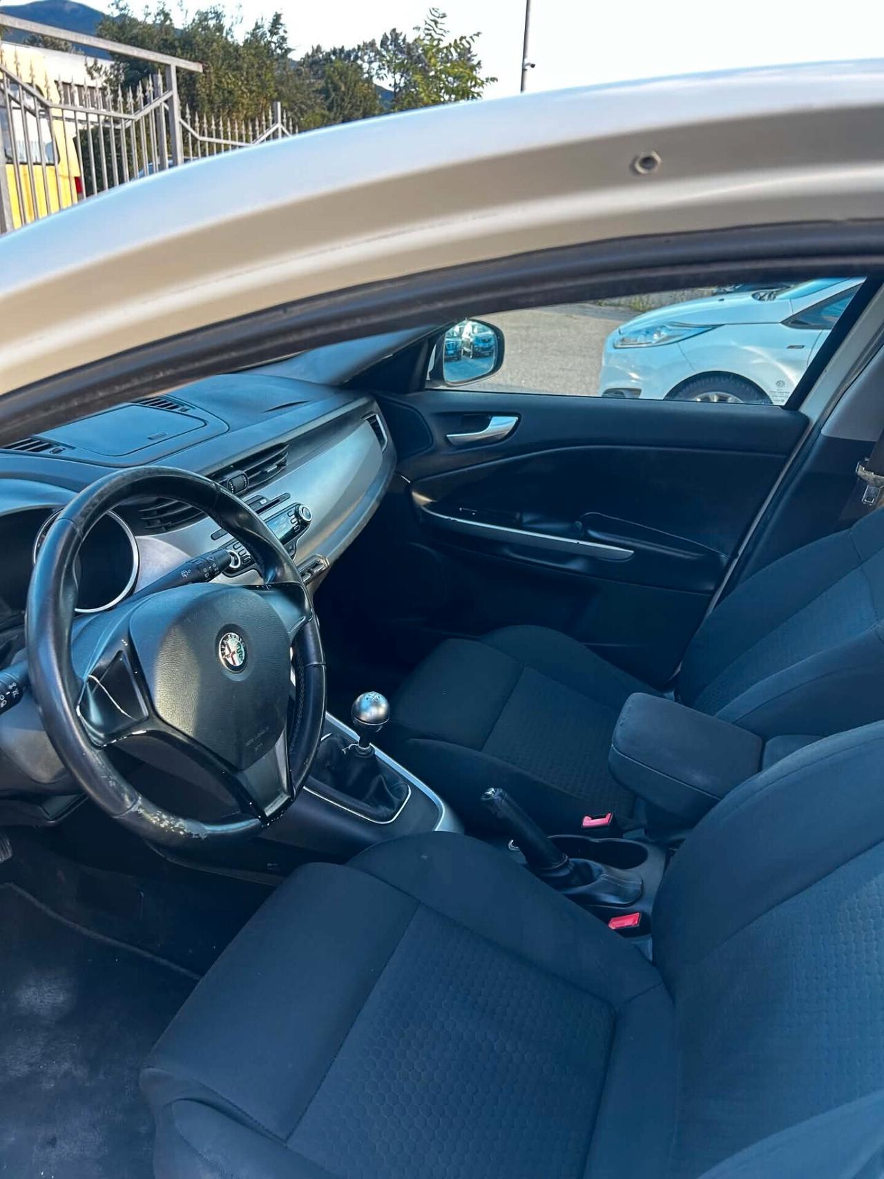 Alfa Romeo Giulietta 1.6 JTDm-2 105 CV