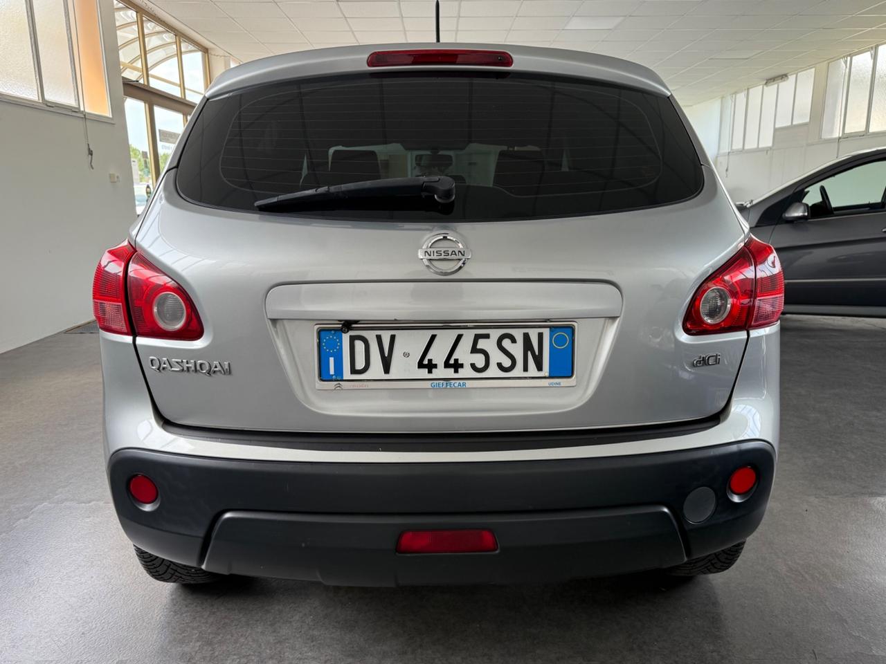 Nissan Qashqai 2.0 dCi DPF Tekna