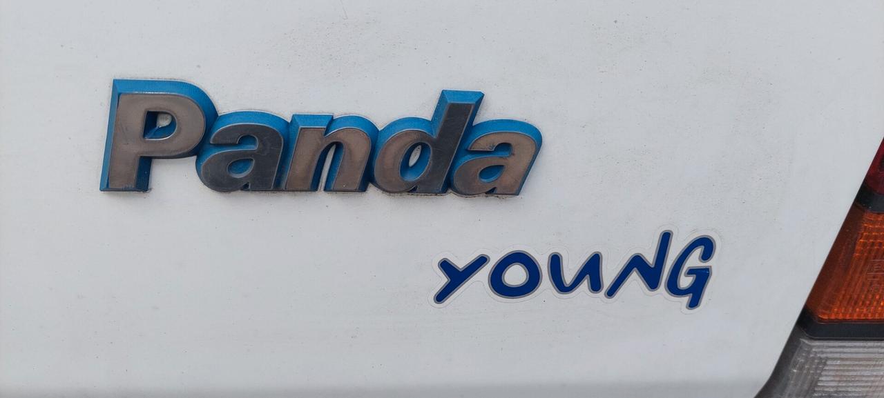 PANDA 900 BENZINA MODELLO YOUNG OMOLOGATA 5 POSTI X NEOPATENTATI UNICOPROPRIETARIO