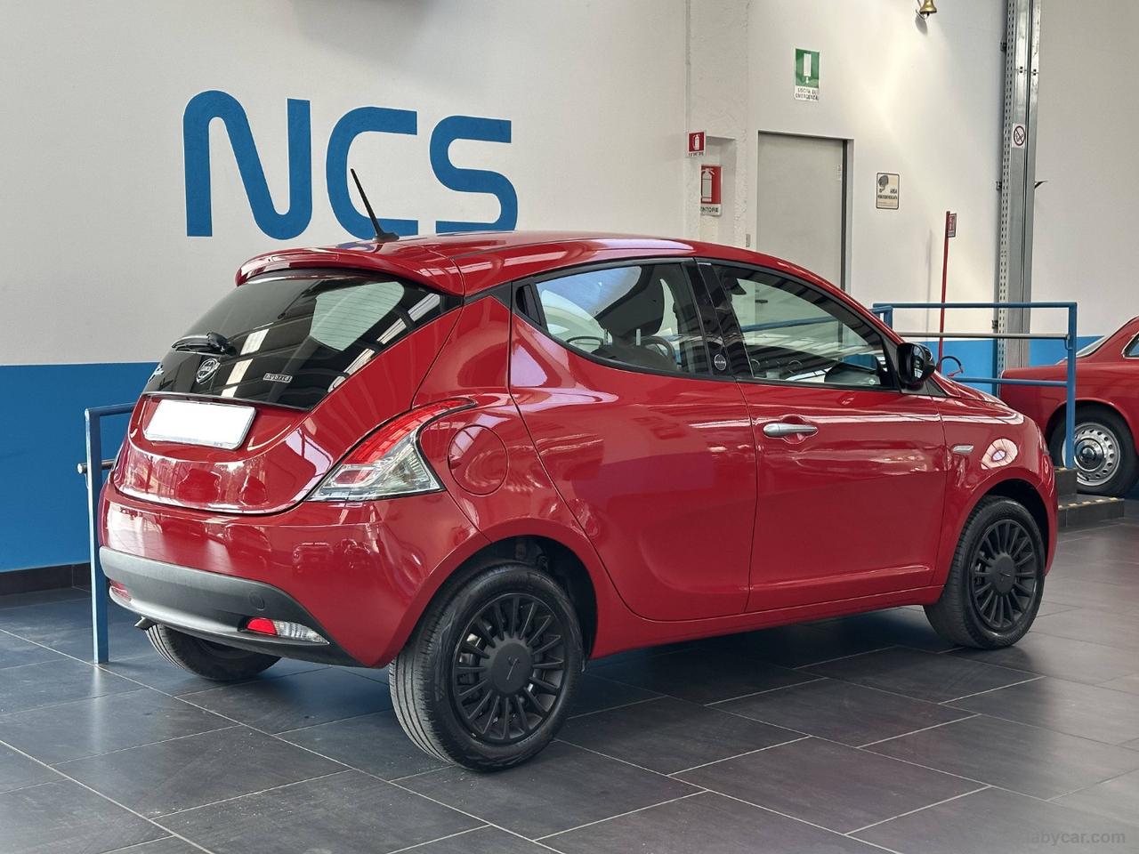 LANCIA Ypsilon 1.0 FireFly 5p.S&S Hybrid Silver OK PER NEOPATENTATI