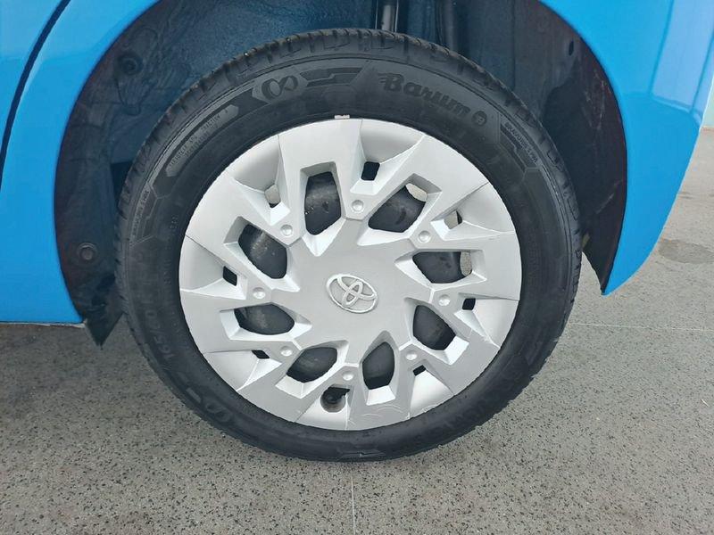 Toyota Aygo 1.0 VVT-i x-play