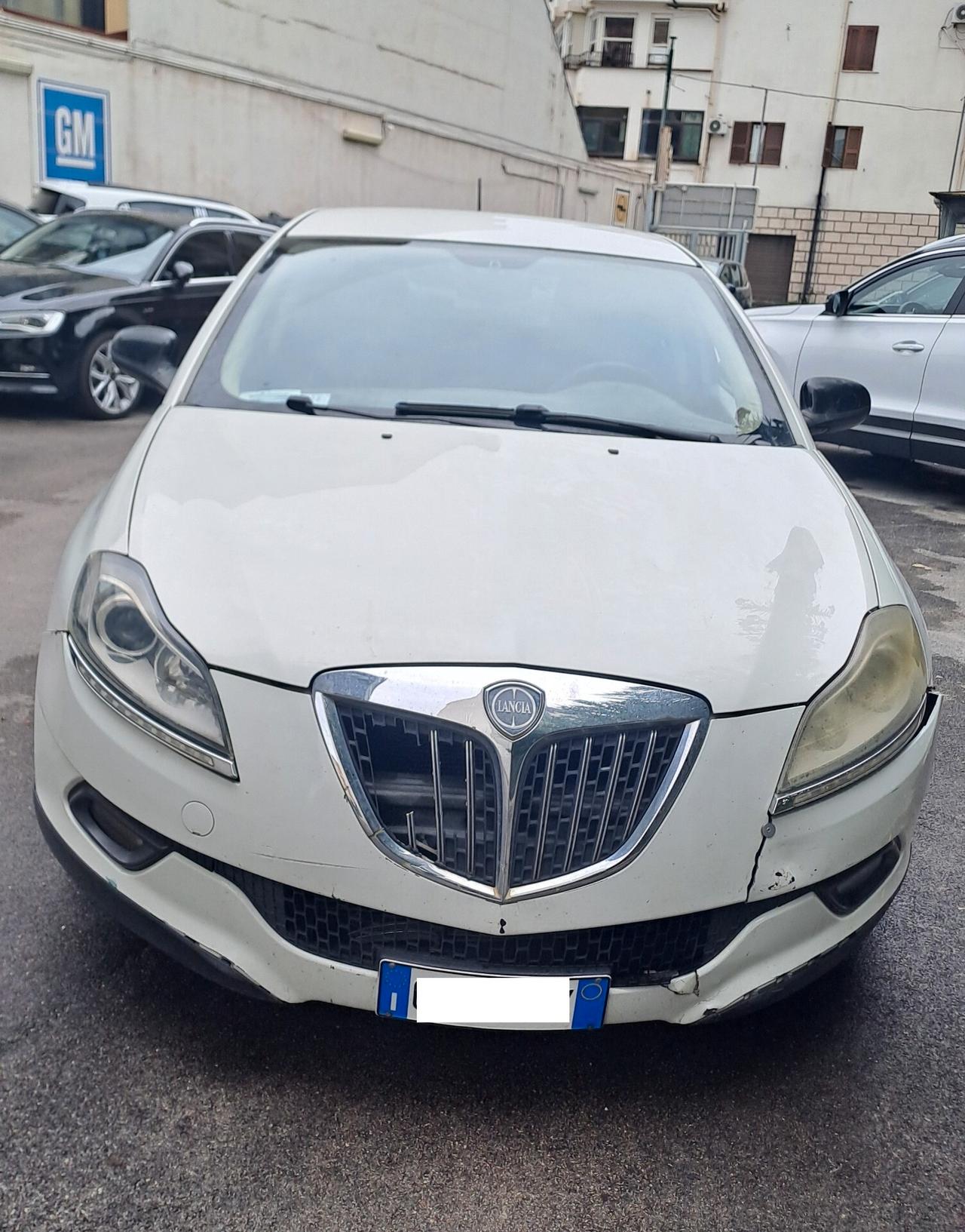 Lancia Delta 1.6 Diesel 120cv