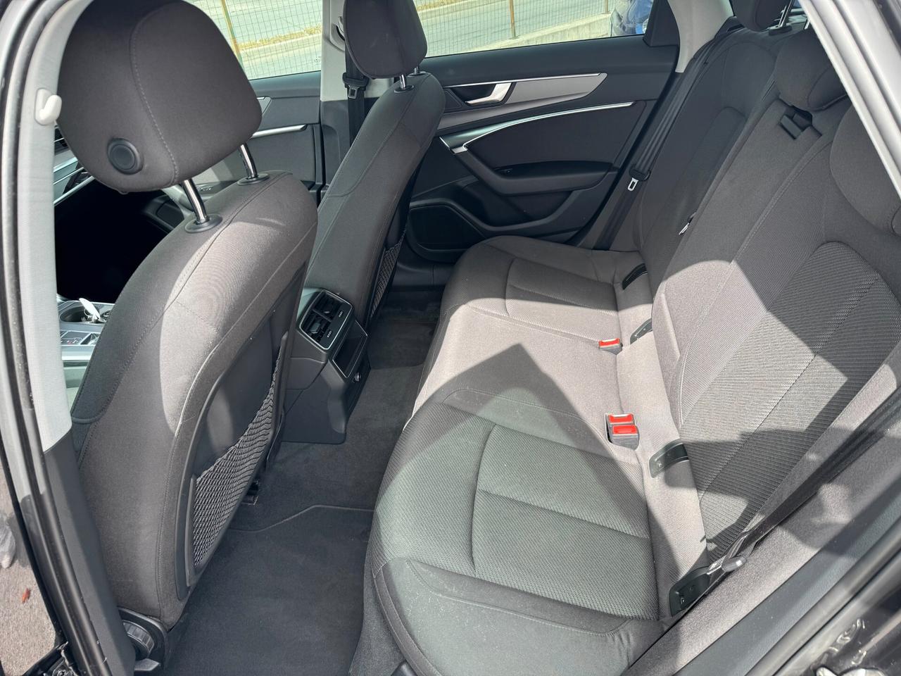 Audi A6 Avant 40 2.0 TDI S tronic Business