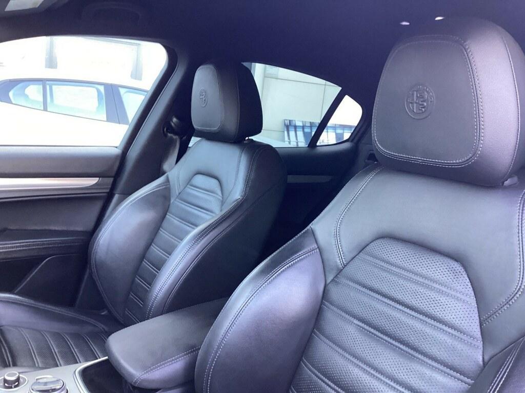 Alfa Romeo Stelvio 2.2 Turbo Veloce Q4 AT8