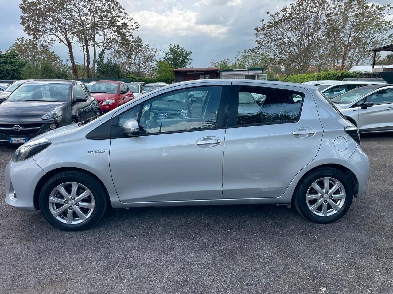 Toyota Yaris 1.5 Hybrid 5 porte Lounge Più