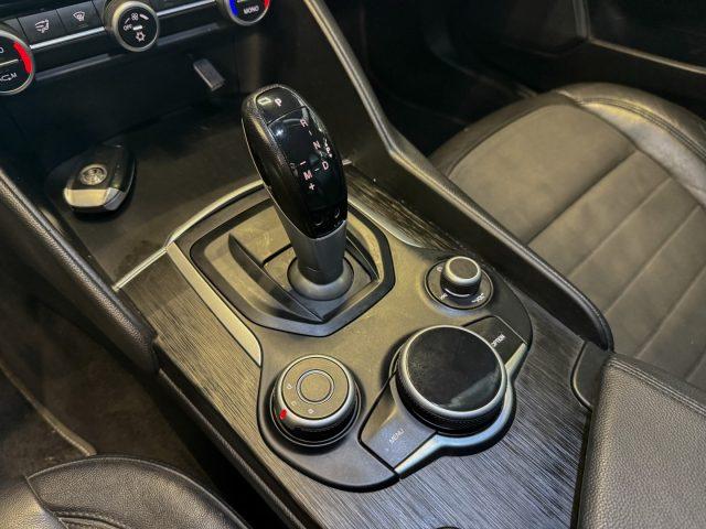 ALFA ROMEO Giulia 2.2 Turbodiesel 150 CV AT8 Super
