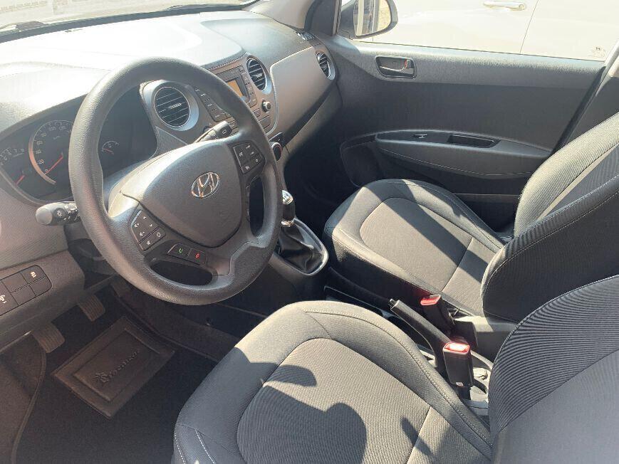 Hyundai i10 1.0 MPI Login -SOLO KM 45.000