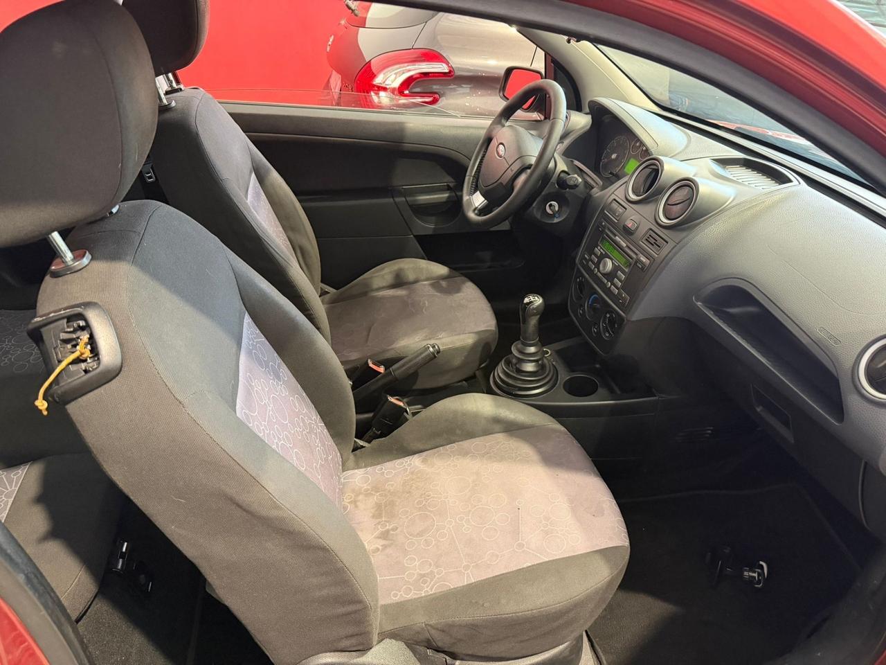 Ford Fiesta 1.2 16V 3p. Ghia
