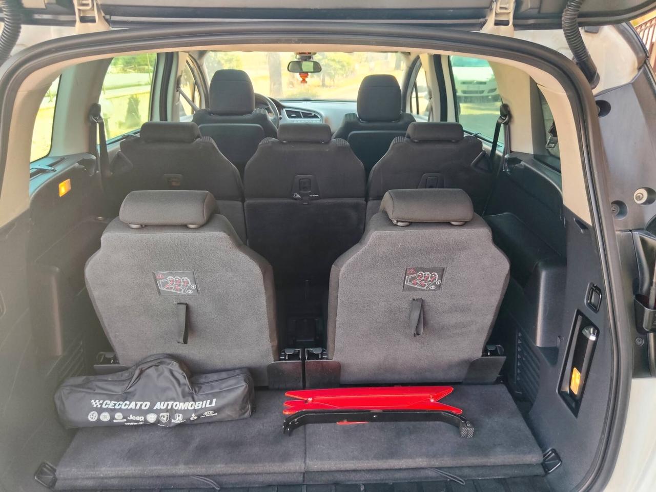 Peugeot 5008 2.0 HDi 163CV aut. Family