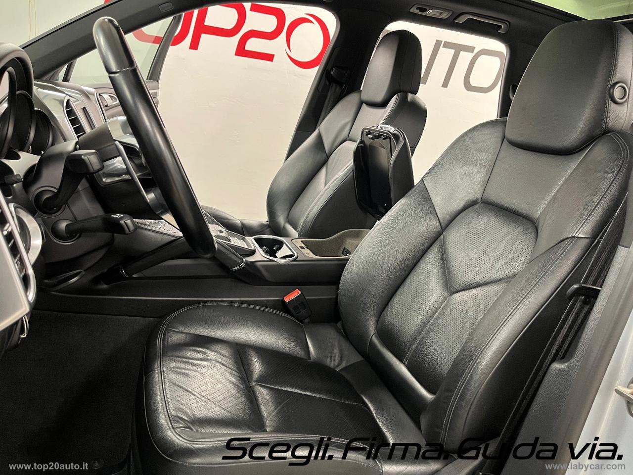 PORSCHE Cayenne 3.0 Diesel TETTO LUNGO PELLE TOTALE CERCHI 21