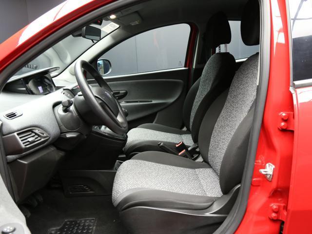 LANCIA Ypsilon 1.0 FireFly 5 porte S&S Hybrid Silver Plus