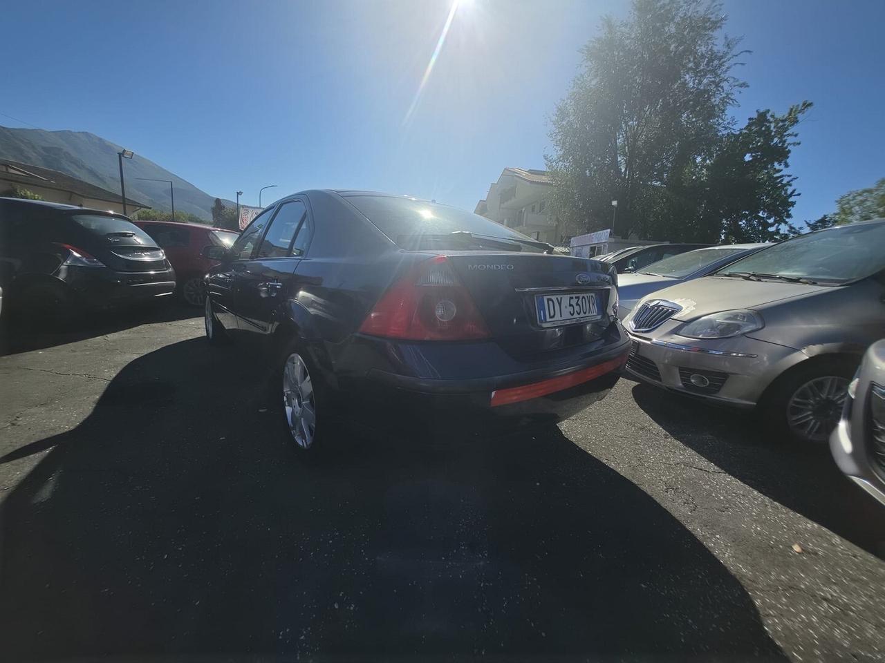 FORD MONDEO 2 SERIE 2.2 16V