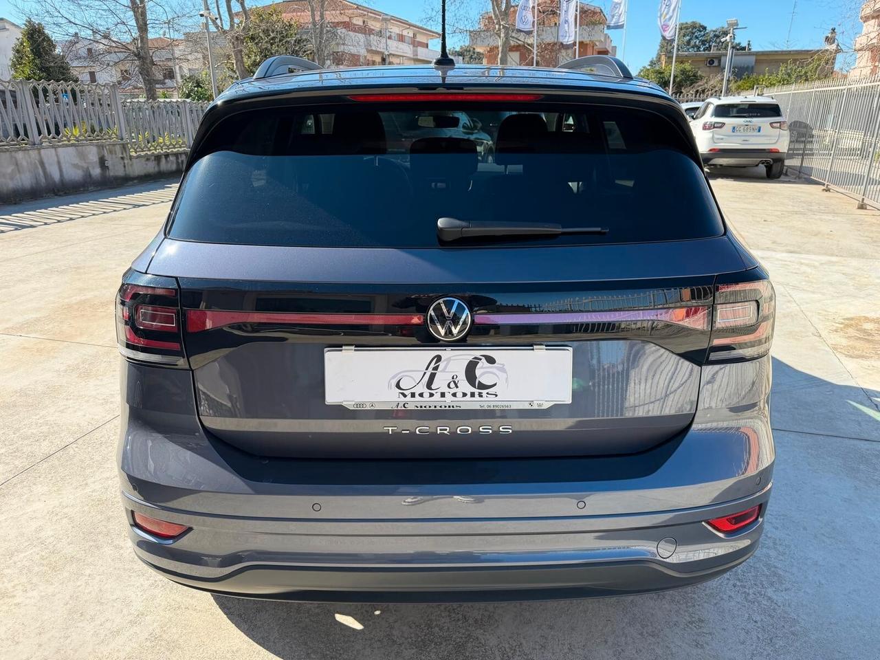 Volkswagen T-Cross 1.0 TSI R-Line