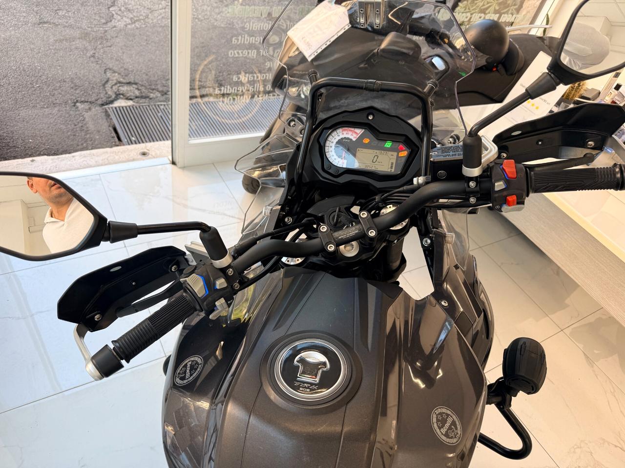 Benelli TRK 502 x 500cc 48cv CATENA nuova
