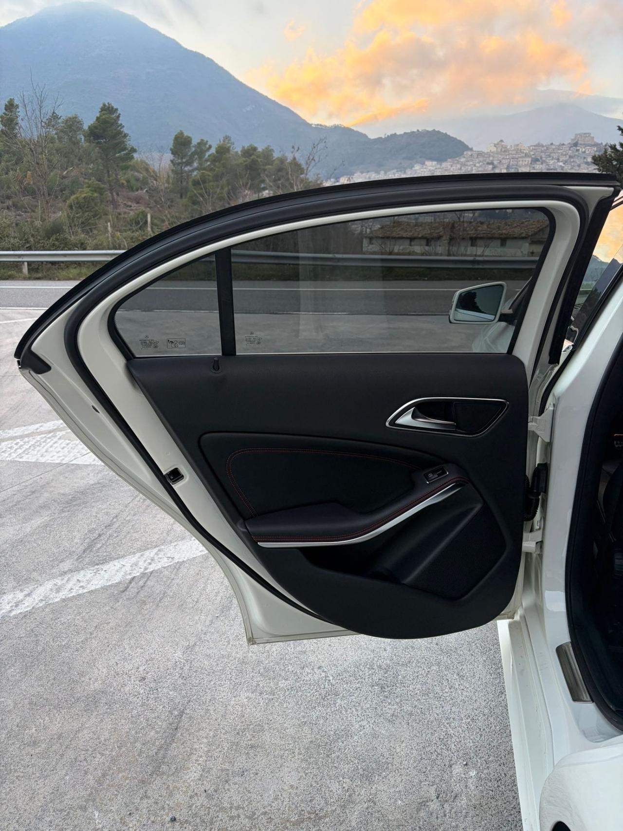 MERCEDES CLASSE A 200D motore Mercedes