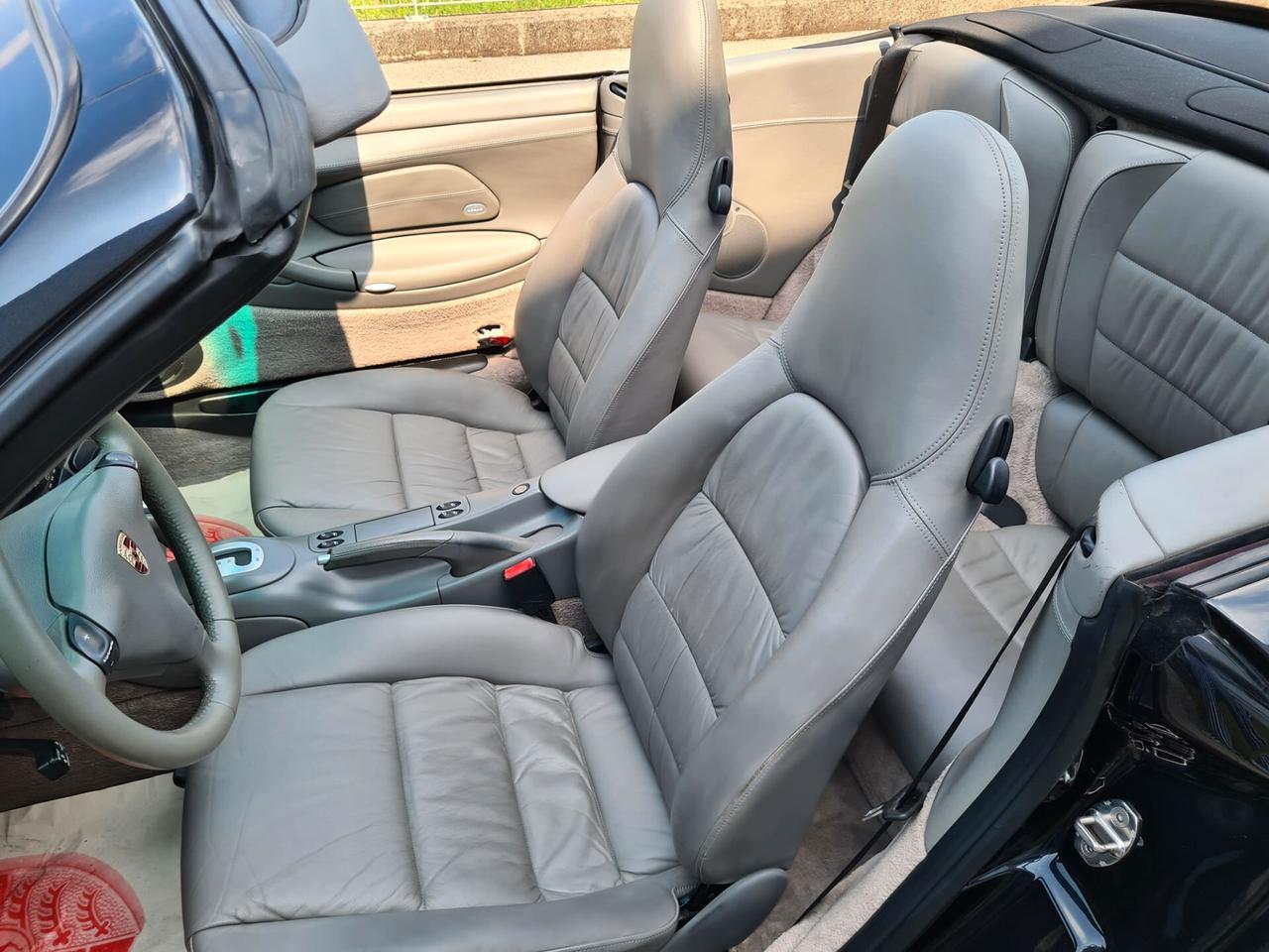 Porsche 911 996.2 Carrera Cabriolet