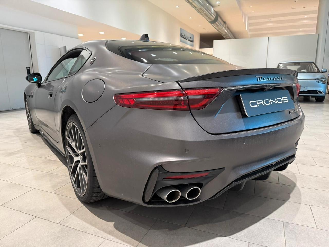 Maserati GranTurismo V6 550 CV AWD Trofeo
