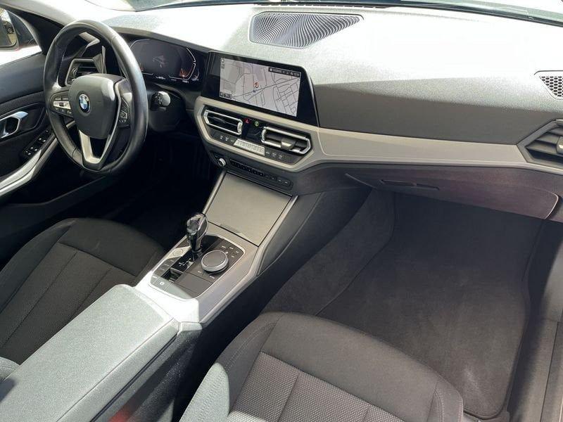 BMW Serie 3 320d 48V Touring Business Advantage