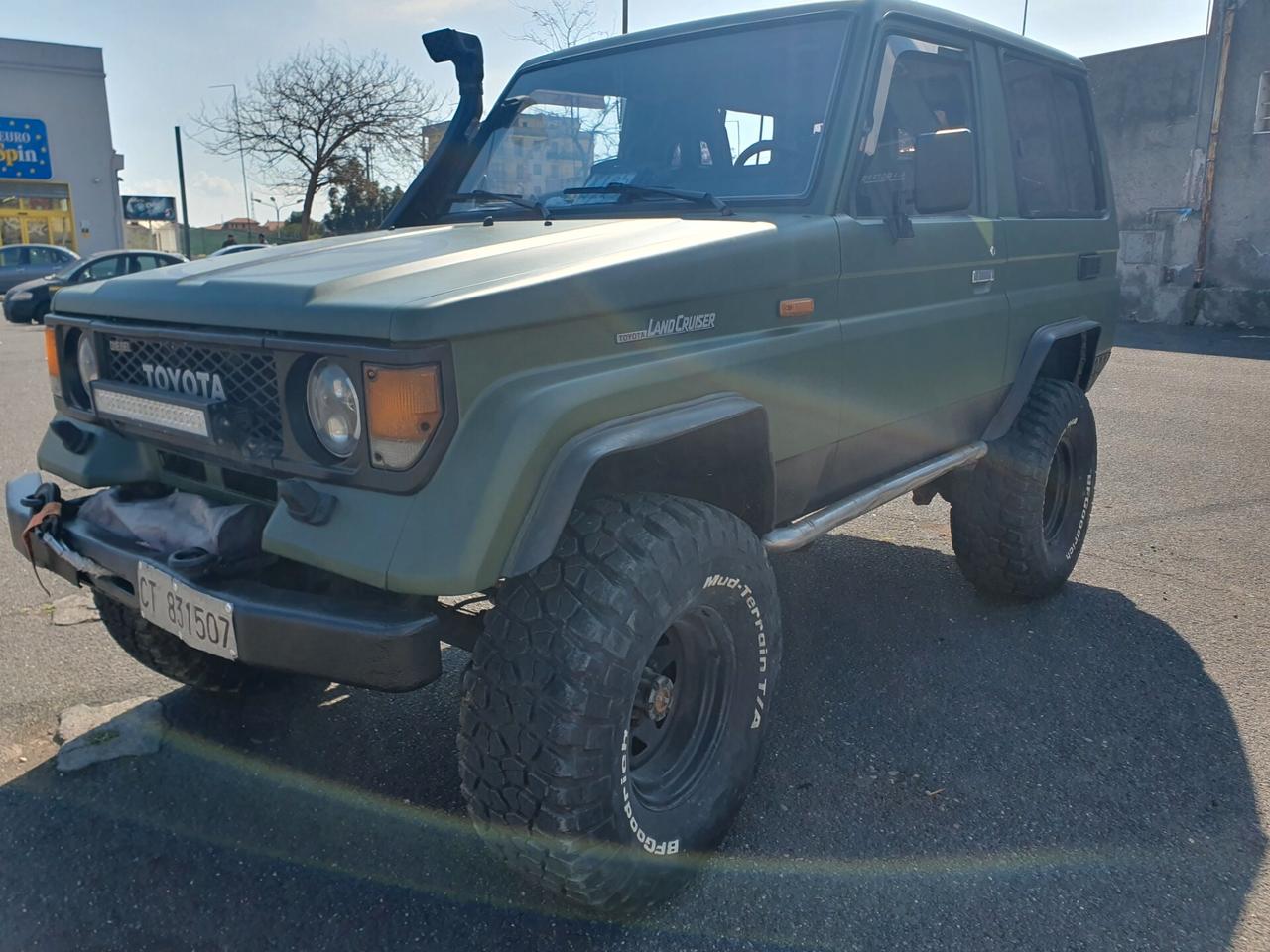 Toyota Land Cruiser II 2.4 turbodiesel SW LJ70