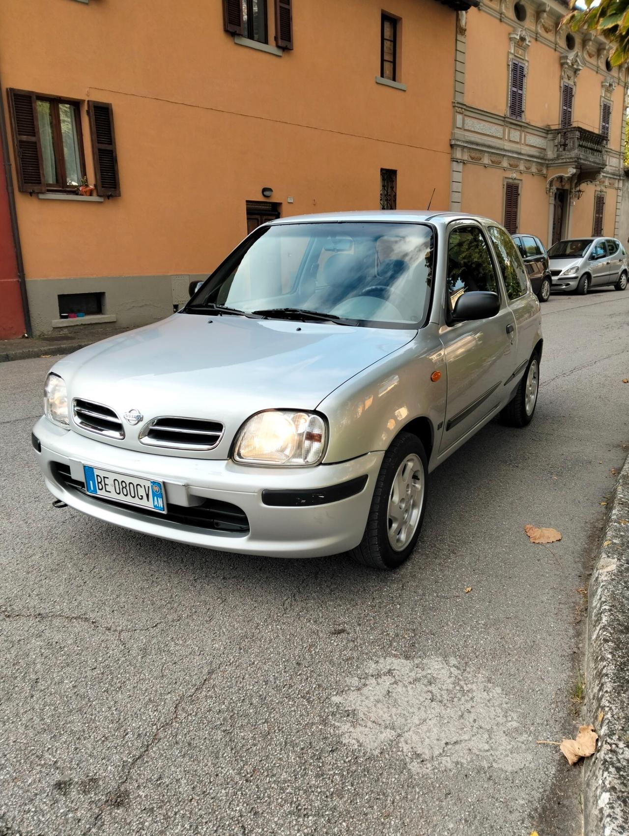 Nissan Micra Automatica