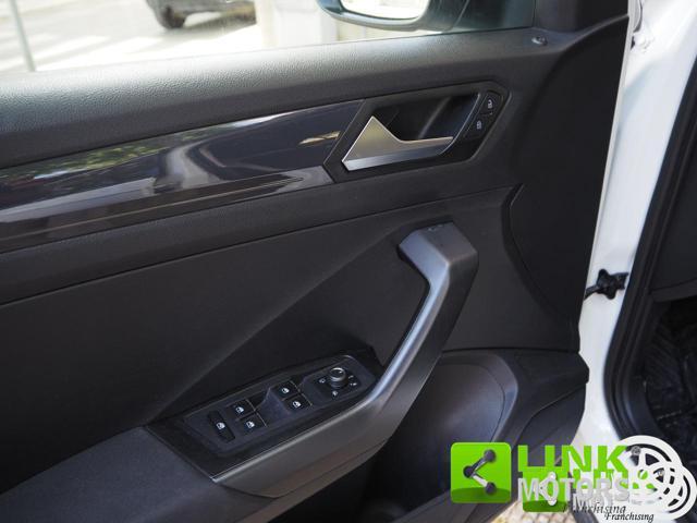 VOLKSWAGEN T-Roc 2.0 TDI Advanced DSG 150cv