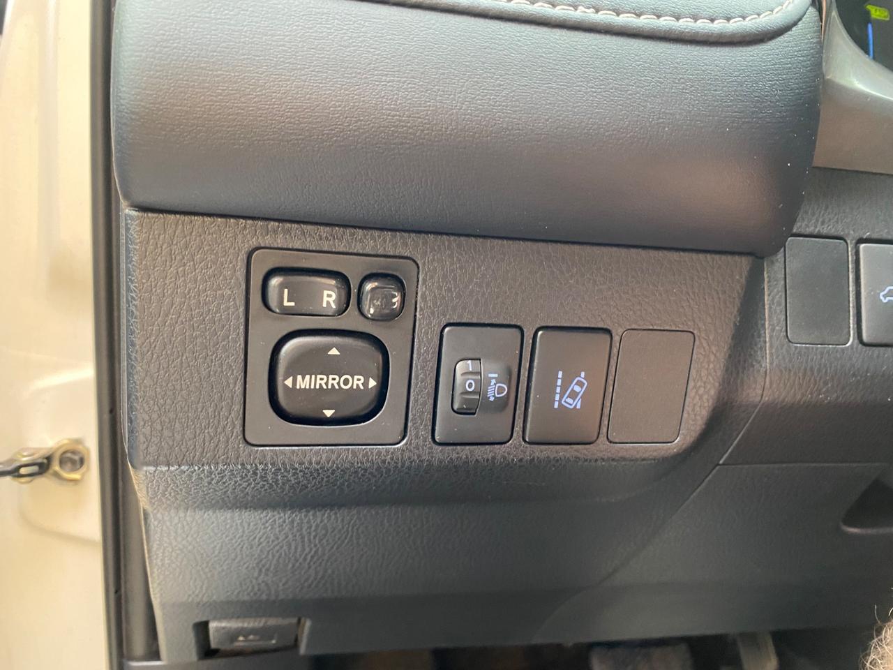 Toyota RAV 4 RAV4 2.5 Hybrid 2WD Lounge