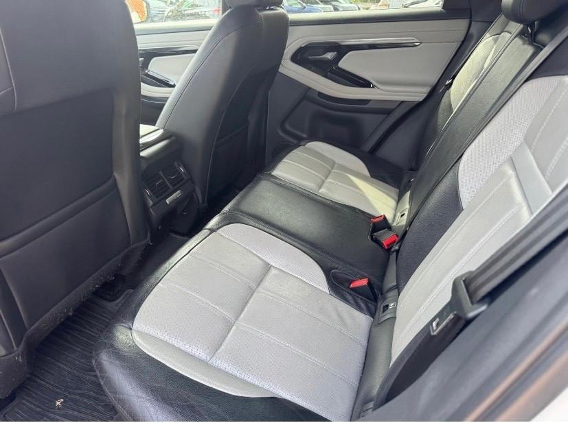 Land Rover Range Evoque 2.0D I4-L.Flw 150CV AWD Aut R-Dynamic HSE