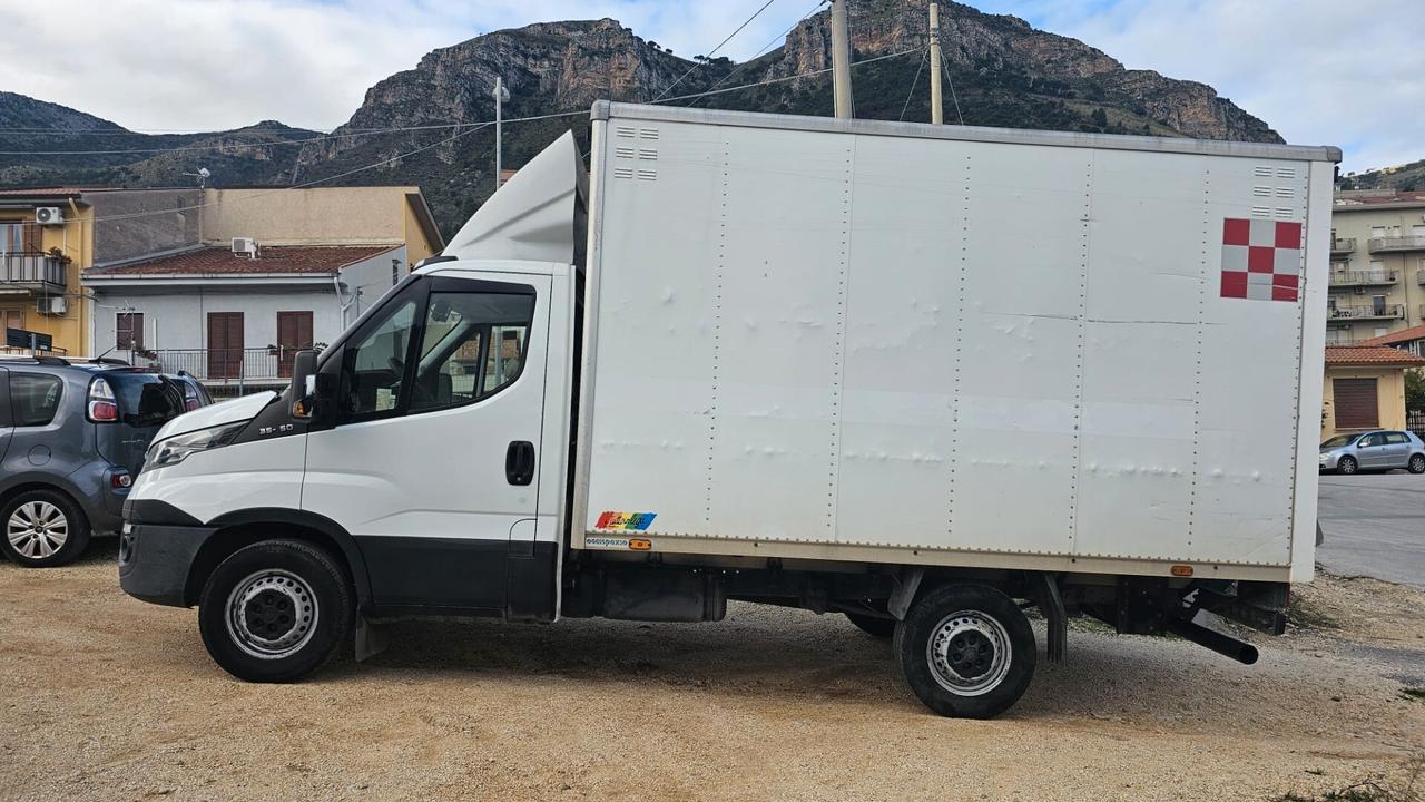 IVECO DAILY 35S15 2.3 M.JET 145 CV 2016 CASSONE CON PEDANA IDRAULICA E5