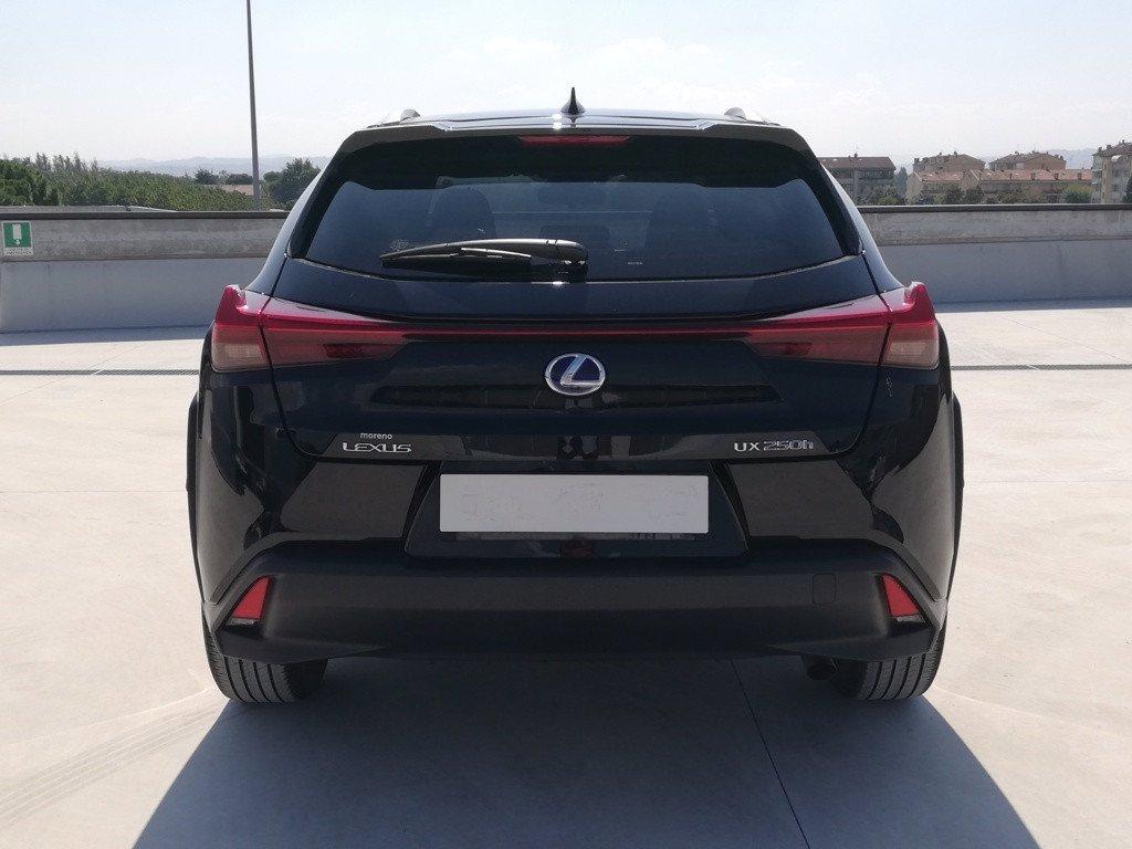 LEXUS UX Hybrid F Sport del 2022