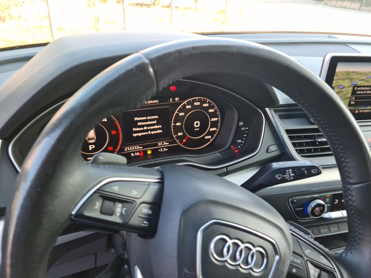Audi Q5 2.0 TDI quattro S tronic Business