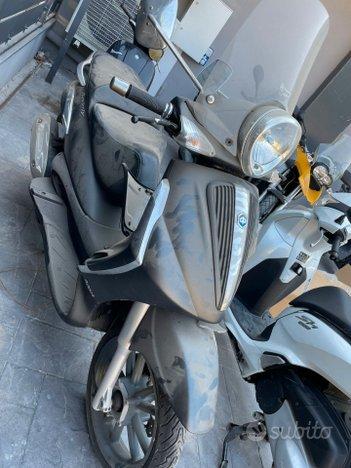 PIAGGIO BEVERLY 300 2010