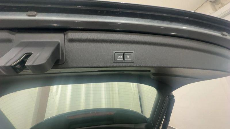 Audi Q3 40 TFSI quattro S tronic S line edition