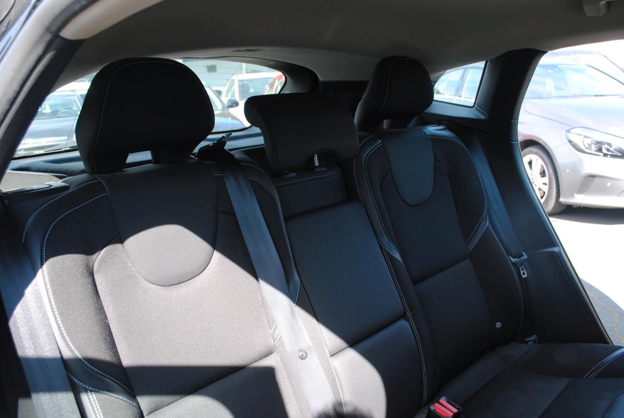 VOLVO V40 2.0 D 120 CV