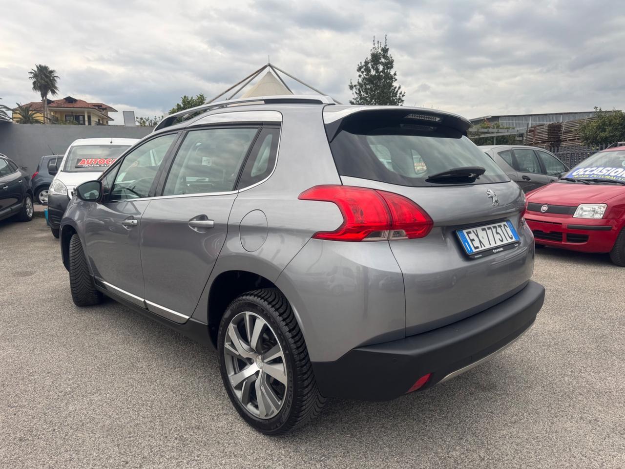 Peugeot 2008 1.6 e-HDi 115 CV Stop&Start Allure
