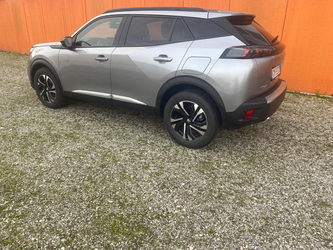 Peugeot 2008 Allure 2023 automatica