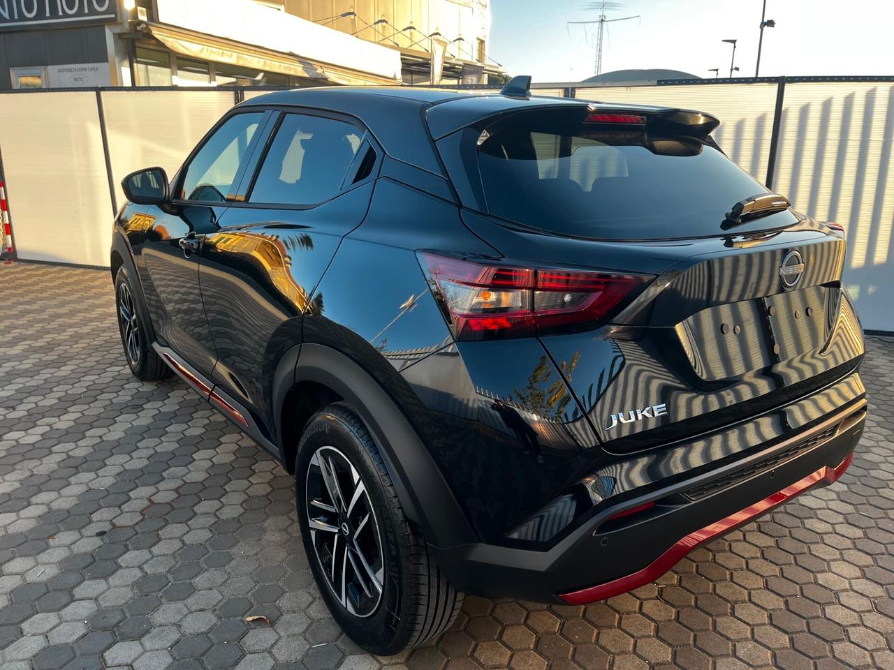 Nissan Juke 1.0 DIG-T 114 CV N-Connecta