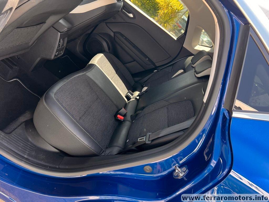 Renault Captur TCe 90 CV Techno solo 20.000km a 179 euro al mese