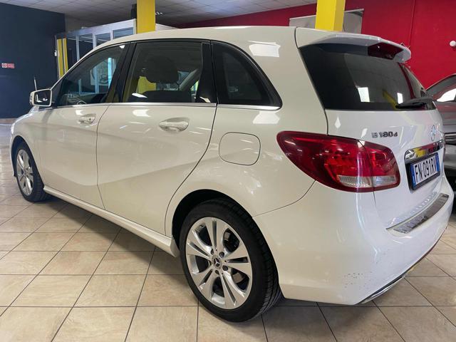 MERCEDES-BENZ B 180 d Automatic *TELEC/NAVI/*