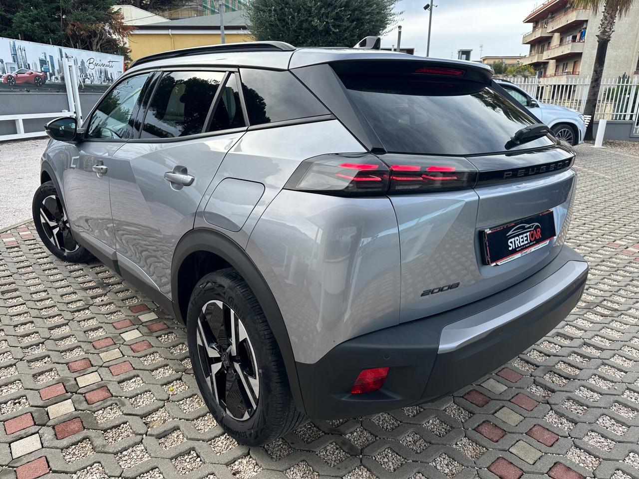 Peugeot 2008 BlueHDi 130 ALLURE