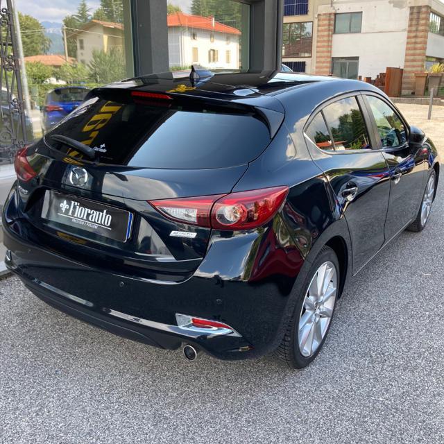 MAZDA 3 1.5 Skyactiv-D Exceed AUTOMATICA