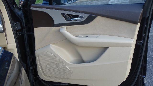 AUDI Q7 3.0 TDI 272 CV quattro tiptronic, Plus, Garanzia..