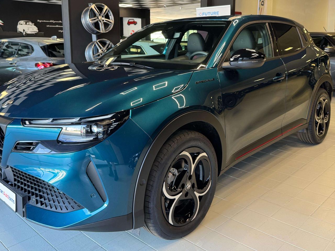 Alfa Romeo Junior Junior 1.2 ibrida Speciale 145cv edct6
